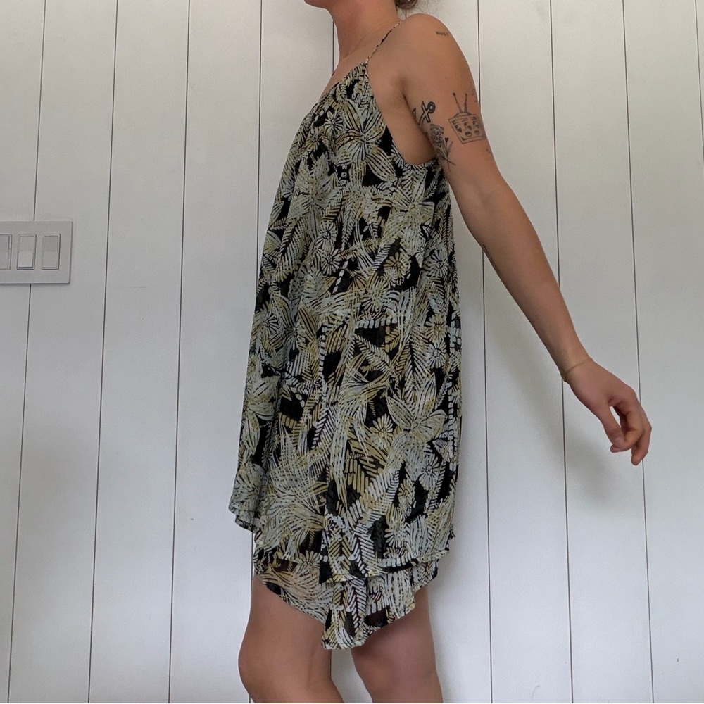 VOLCOM DRESS - Picture 3 of 4